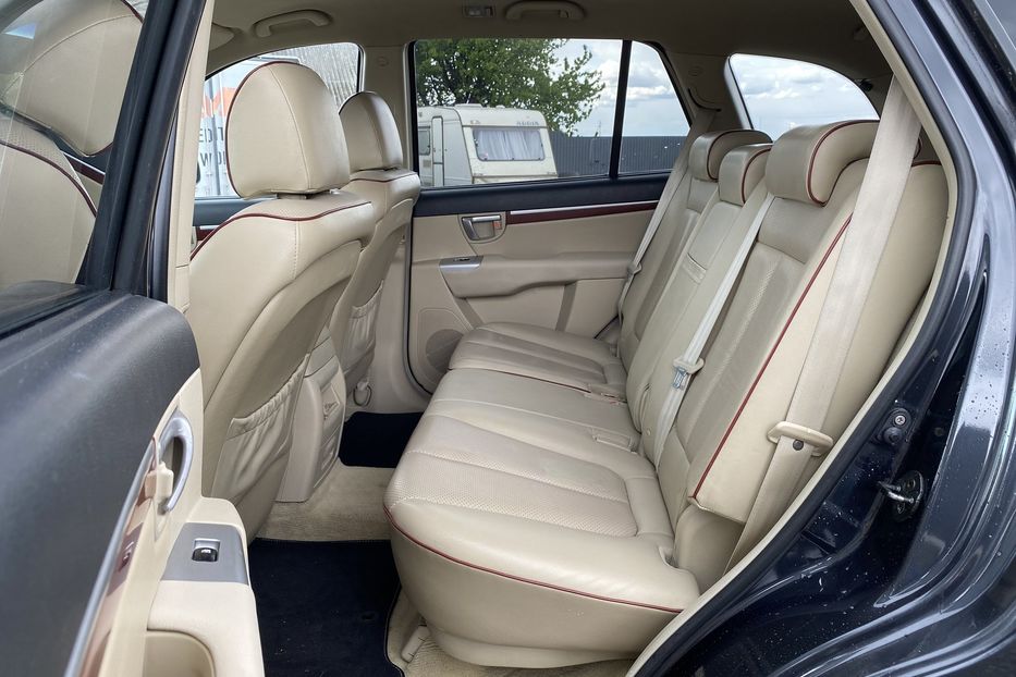 Продам Hyundai Santa FE 2007 года в Луцке