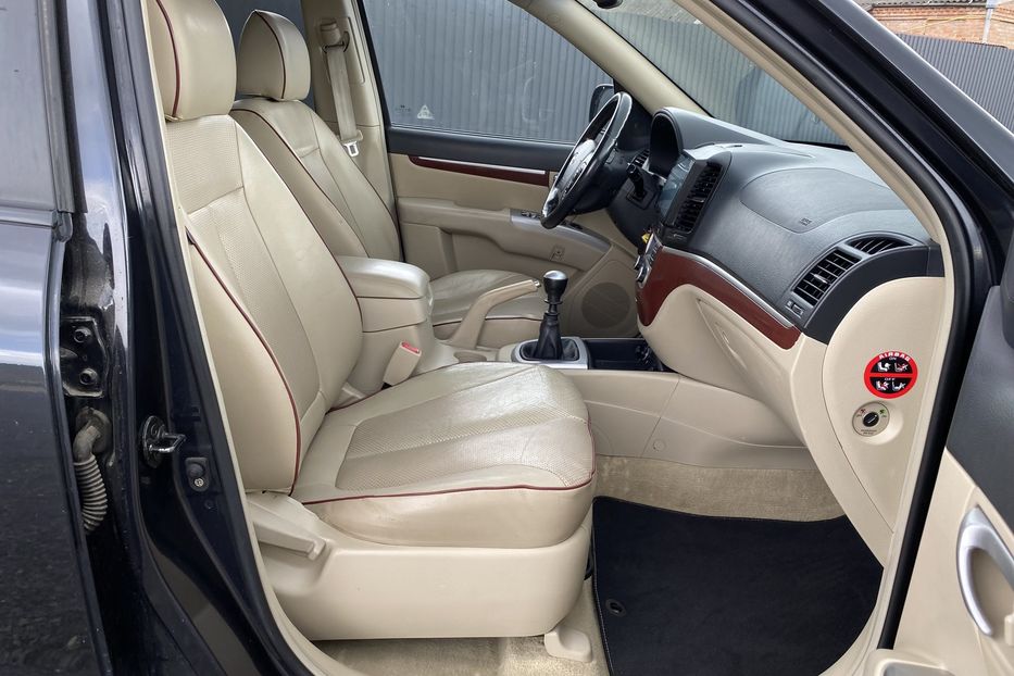 Продам Hyundai Santa FE 2007 года в Луцке