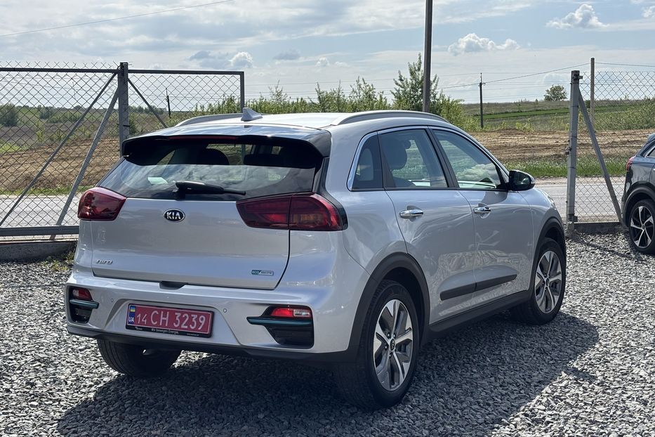 Продам Kia Niro 2020 года в Львове