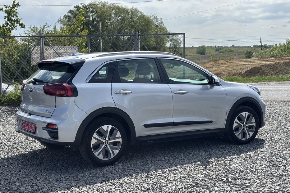 Продам Kia Niro 2020 года в Львове