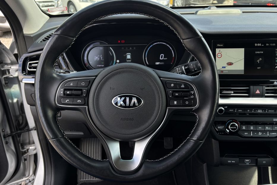 Продам Kia Niro 2020 года в Львове