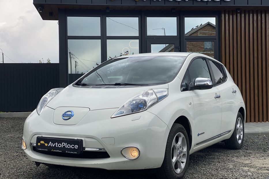Продам Nissan Leaf 2013 года в Луцке