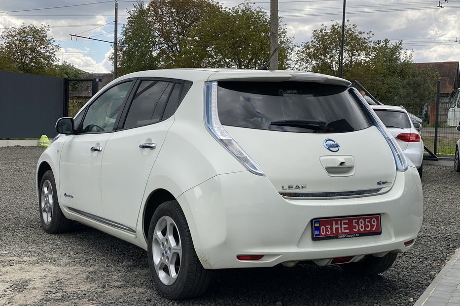 Продам Nissan Leaf 2013 года в Луцке