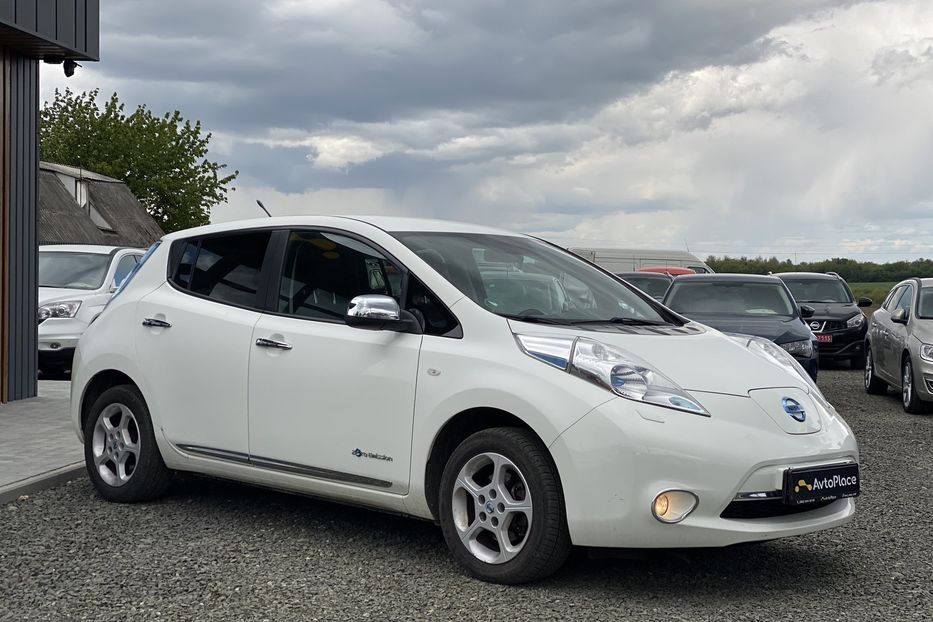 Продам Nissan Leaf 2013 года в Луцке