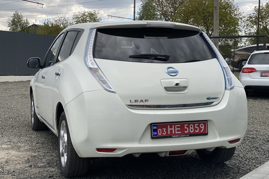 Продам Nissan Leaf 2013 года в Луцке
