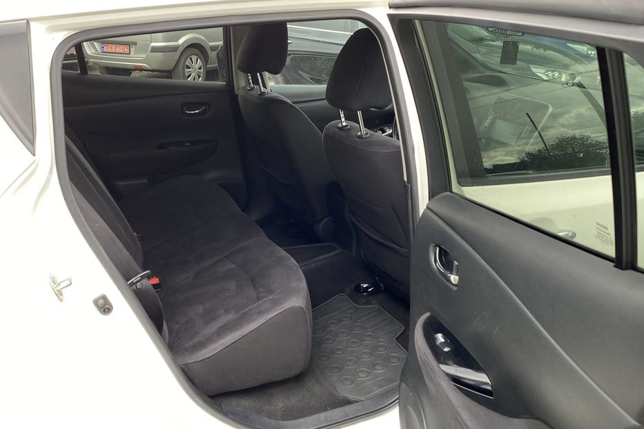 Продам Nissan Leaf 2013 года в Луцке