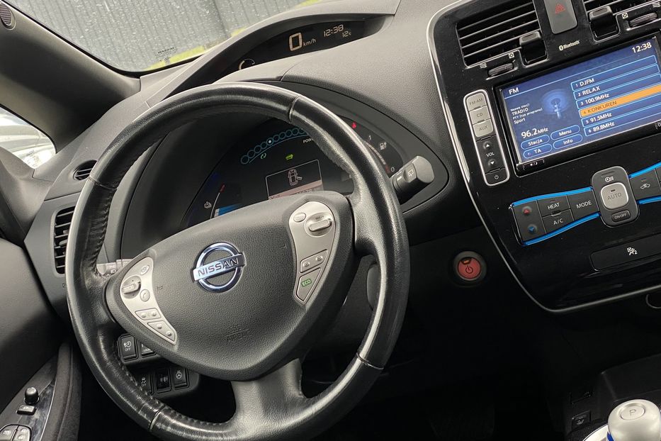 Продам Nissan Leaf 2013 года в Луцке