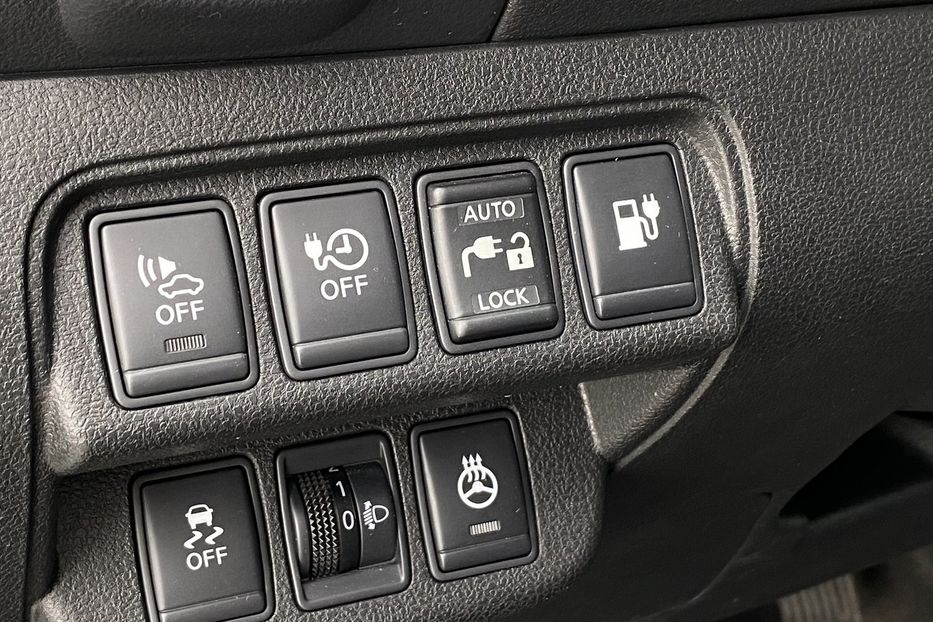 Продам Nissan Leaf 2013 года в Луцке