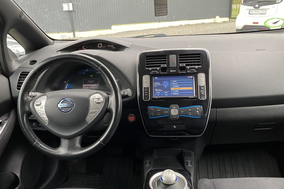 Продам Nissan Leaf 2013 года в Луцке