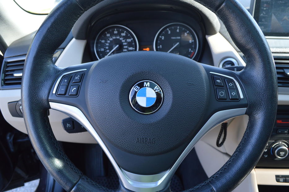 Продам BMW X1 X-line 2015 года в Одессе