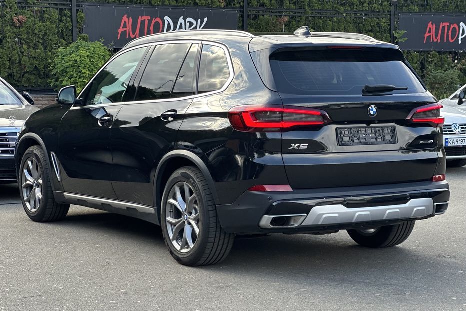 Продам BMW X5 2020 года в Киеве