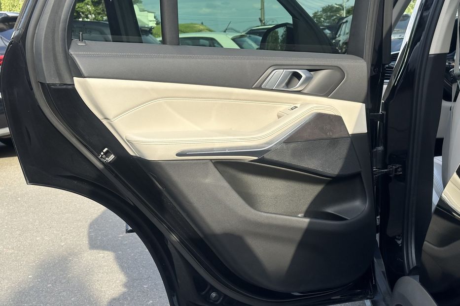 Продам BMW X5 2020 года в Киеве