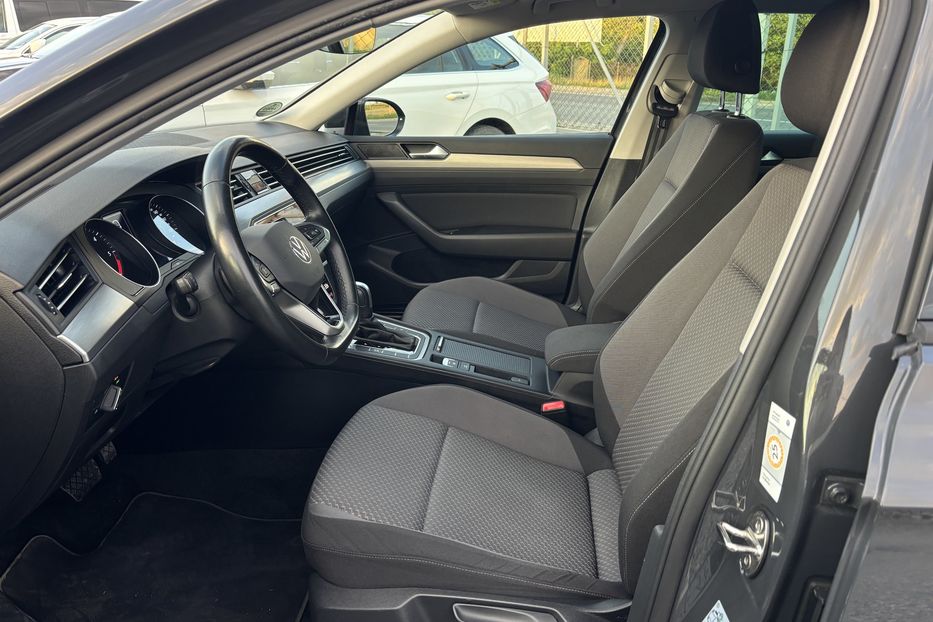 Продам Volkswagen Passat B8  2.0 TDI 110kW   2020 года в Львове