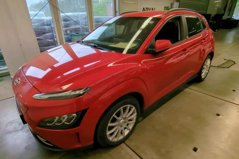 Продам Hyundai Kona 64квт Prime 2021 года в Львове
