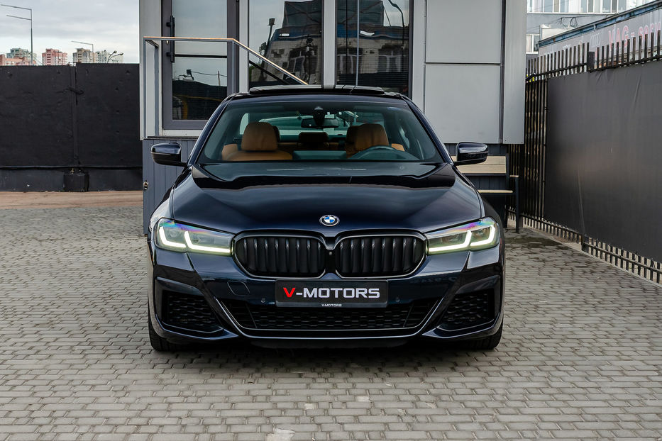 Продам BMW 550 M Xdrive 2020 года в Киеве
