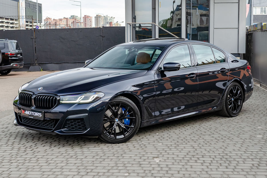 Продам BMW 550 M Xdrive 2020 года в Киеве