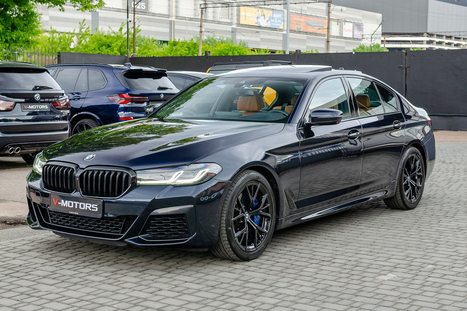 Продам BMW 550 M Xdrive 2020 года в Киеве