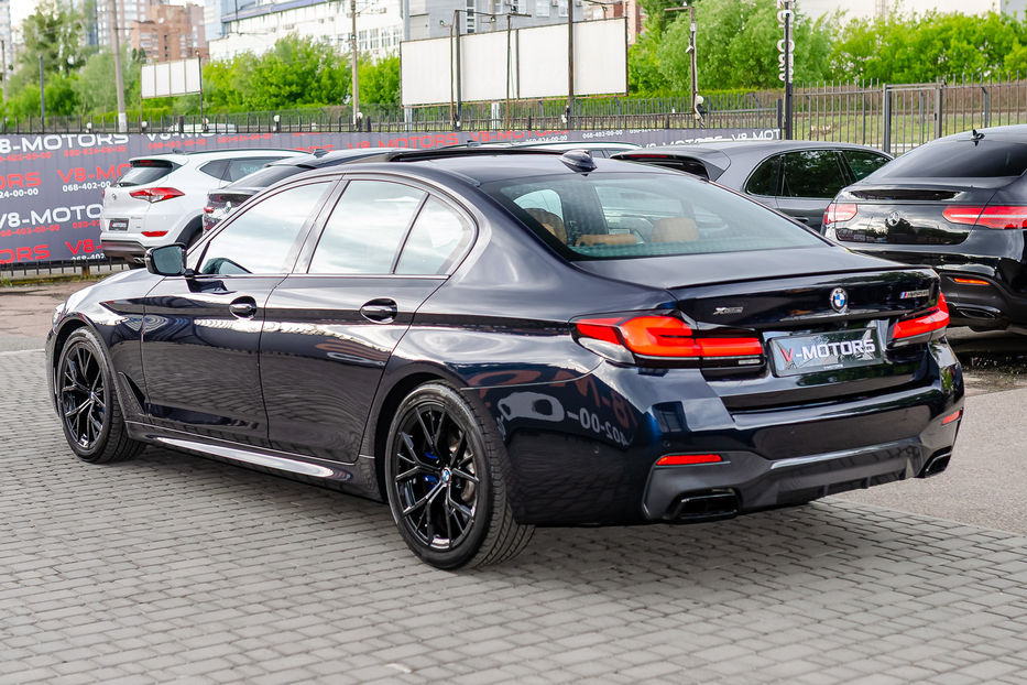 Продам BMW 550 M Xdrive 2020 года в Киеве