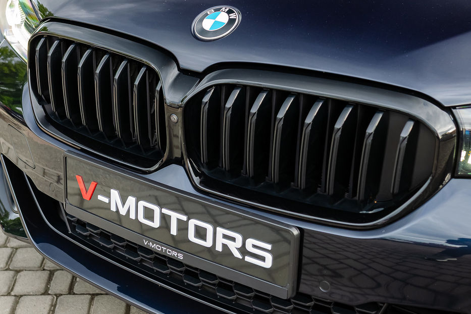 Продам BMW 550 M Xdrive 2020 года в Киеве