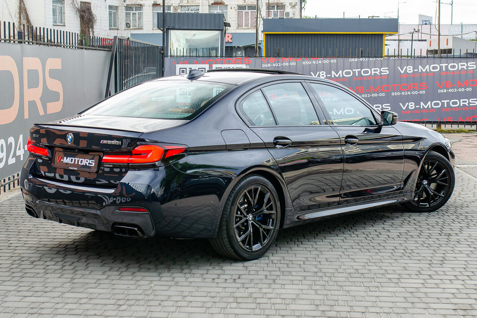 Продам BMW 550 M Xdrive 2020 года в Киеве