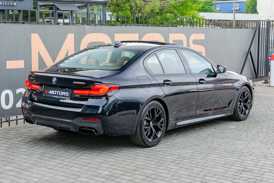 Продам BMW 550 M Xdrive 2020 года в Киеве