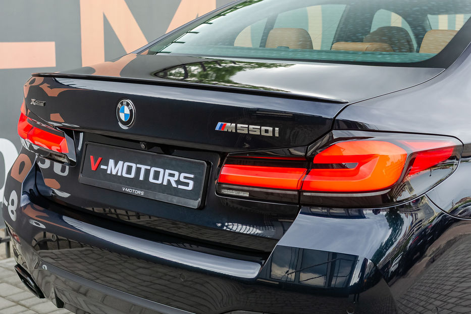 Продам BMW 550 M Xdrive 2020 года в Киеве