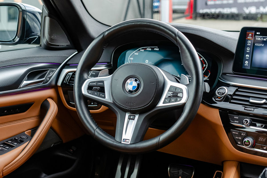 Продам BMW 550 M Xdrive 2020 года в Киеве