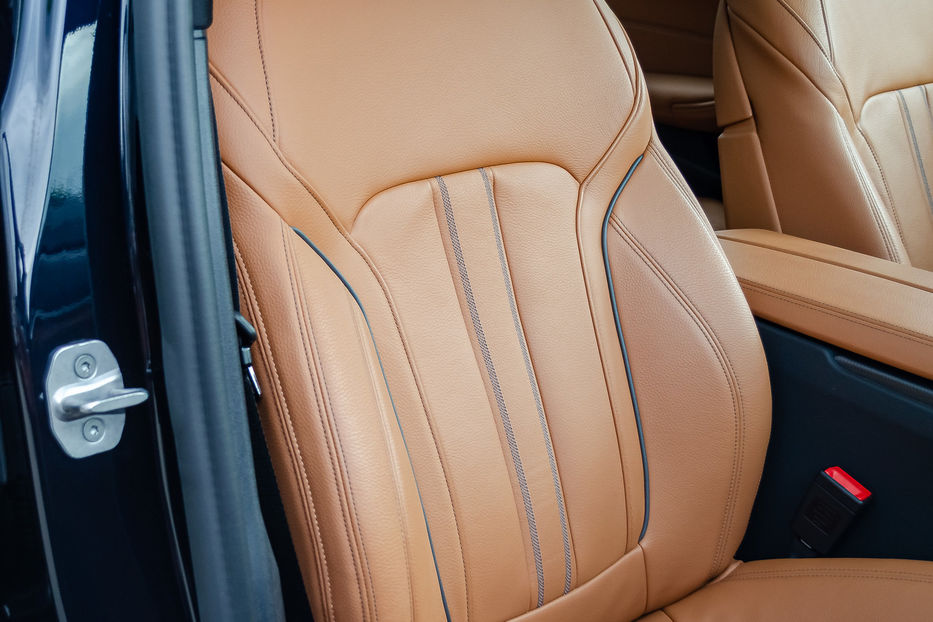Продам BMW 550 M Xdrive 2020 года в Киеве