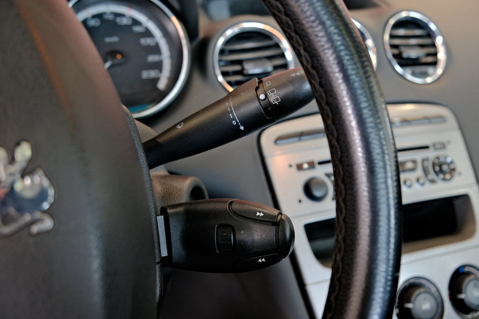 Продам Peugeot 308 2011 года в Одессе