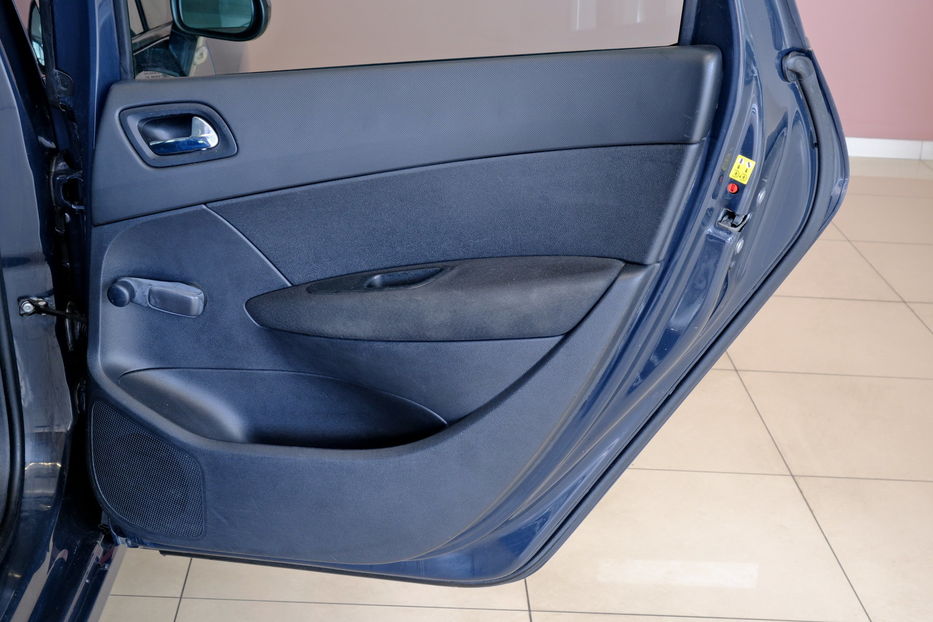 Продам Peugeot 308 2011 года в Одессе