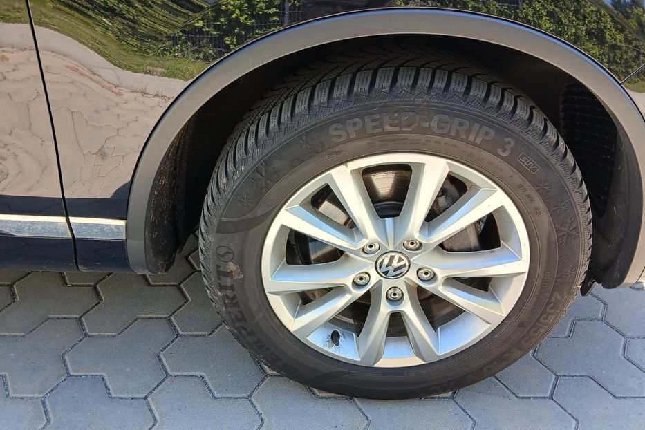 Продам Volkswagen Touareg v4045 2015 года в Луцке