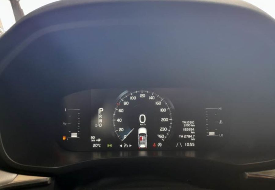 Продам Volvo XC60 GEARTR 140kw v5187 2019 года в Луцке