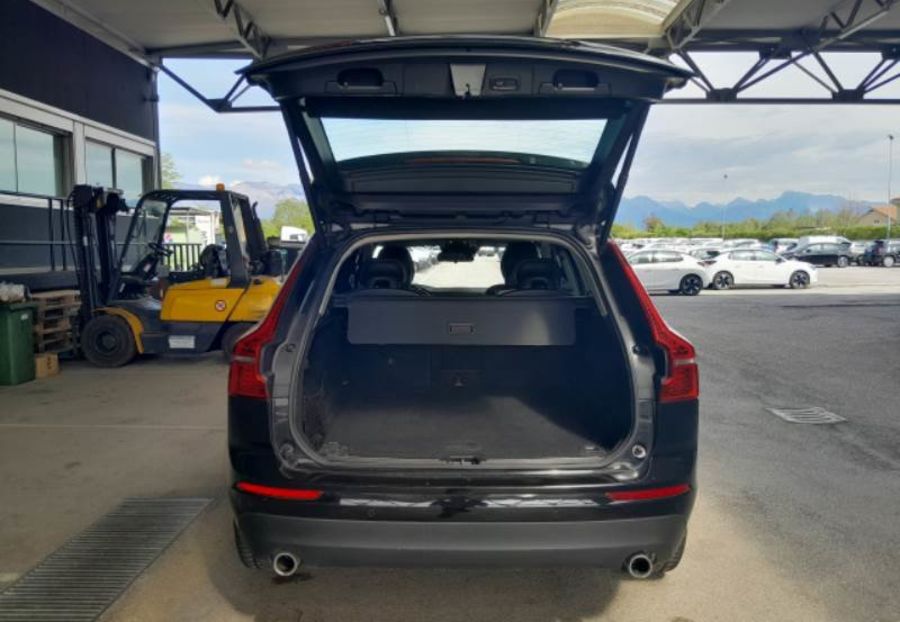 Продам Volvo XC60 GEARTR 140kw v5187 2019 года в Луцке