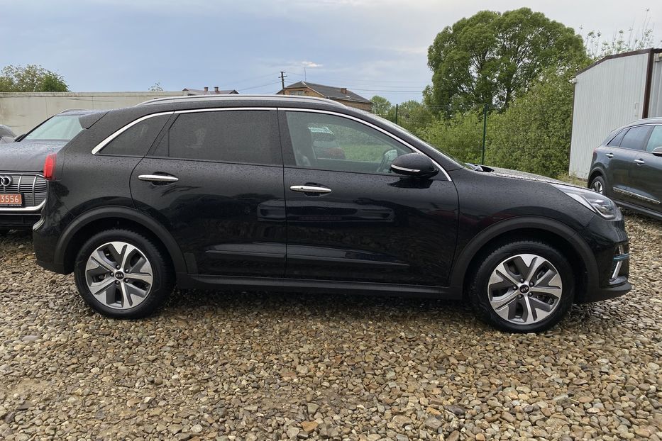 Продам Kia Niro ТепловийПдгрвсидінькермаСлзони 2021 года в Львове