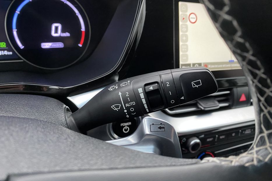 Продам Kia Niro ТепловийПдгрвсидінькермаСлзони 2021 года в Львове