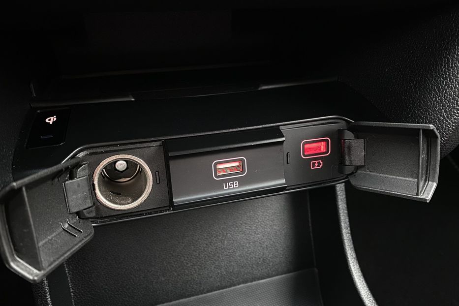 Продам Kia Niro ТепловийПдгрвсидінькермаСлзони 2021 года в Львове