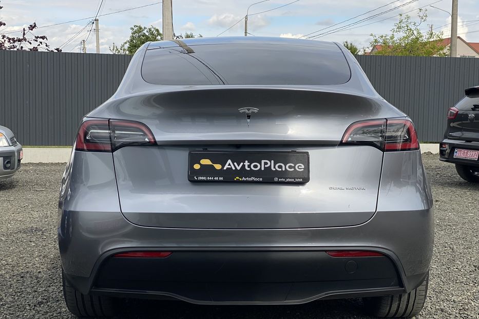 Продам Tesla Model Y 2023 года в Луцке