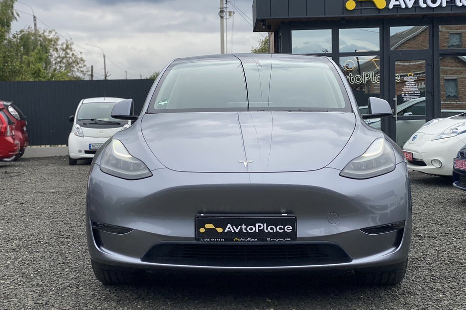 Продам Tesla Model Y 2023 года в Луцке