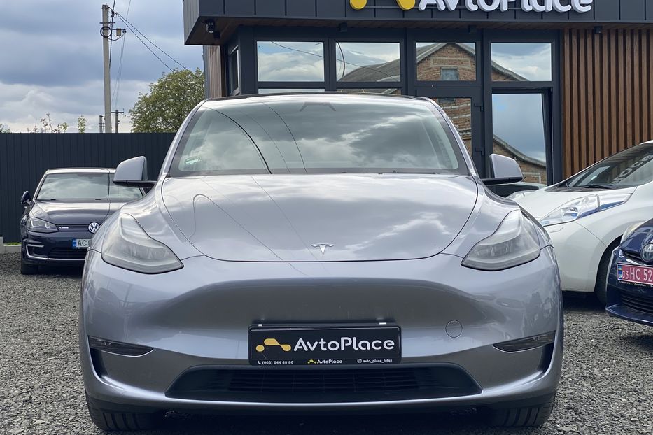 Продам Tesla Model Y 2023 года в Луцке