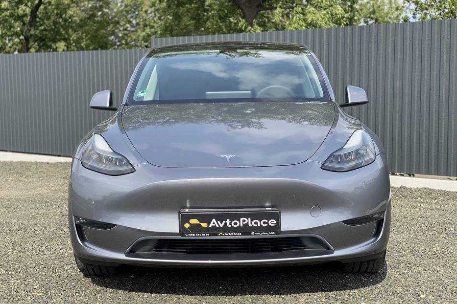 Продам Tesla Model Y 2023 года в Луцке