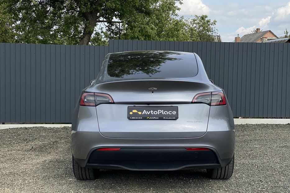 Продам Tesla Model Y 2023 года в Луцке