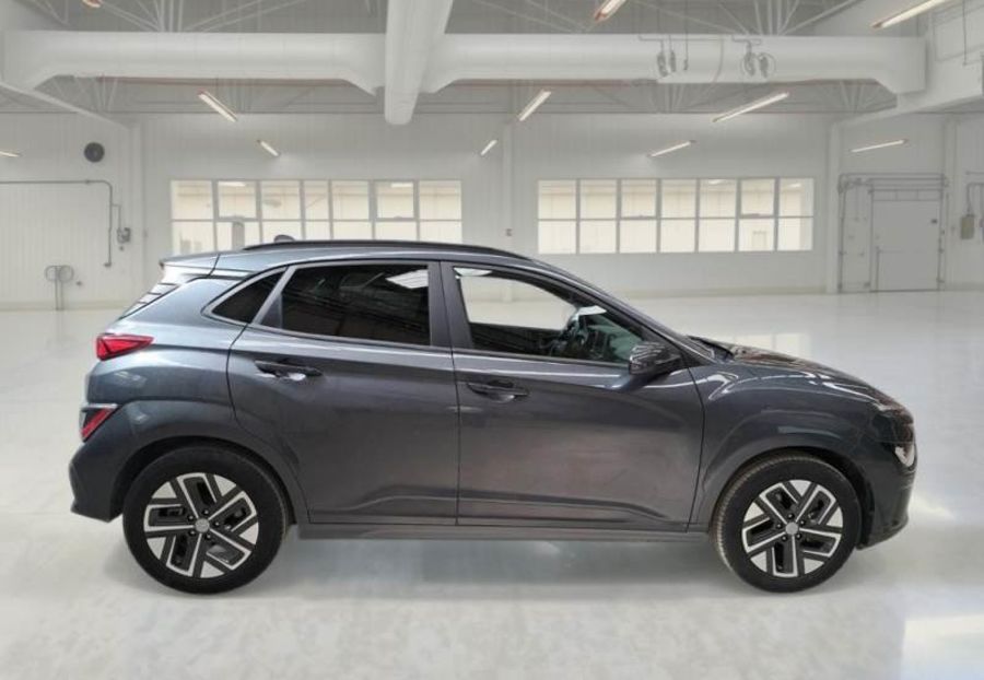 Продам Hyundai Kona 64квт  2019 года в Львове