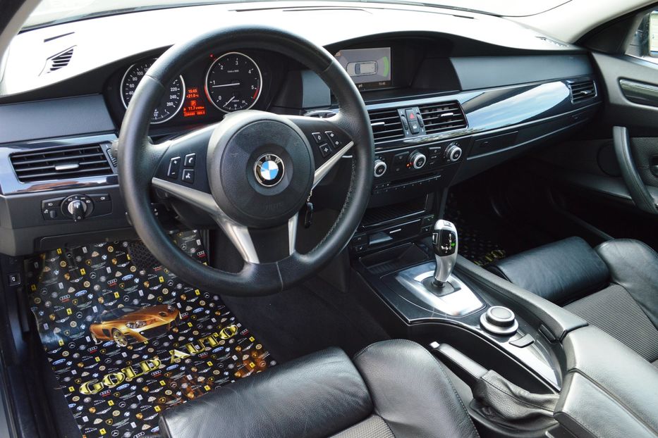 Продам BMW 520 2008 года в Одессе