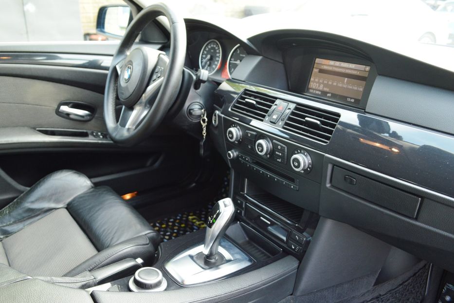 Продам BMW 520 2008 года в Одессе