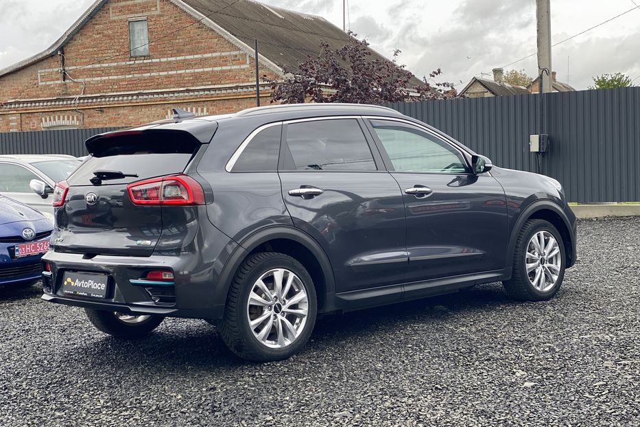 Продам Kia Niro 2019 года в Луцке