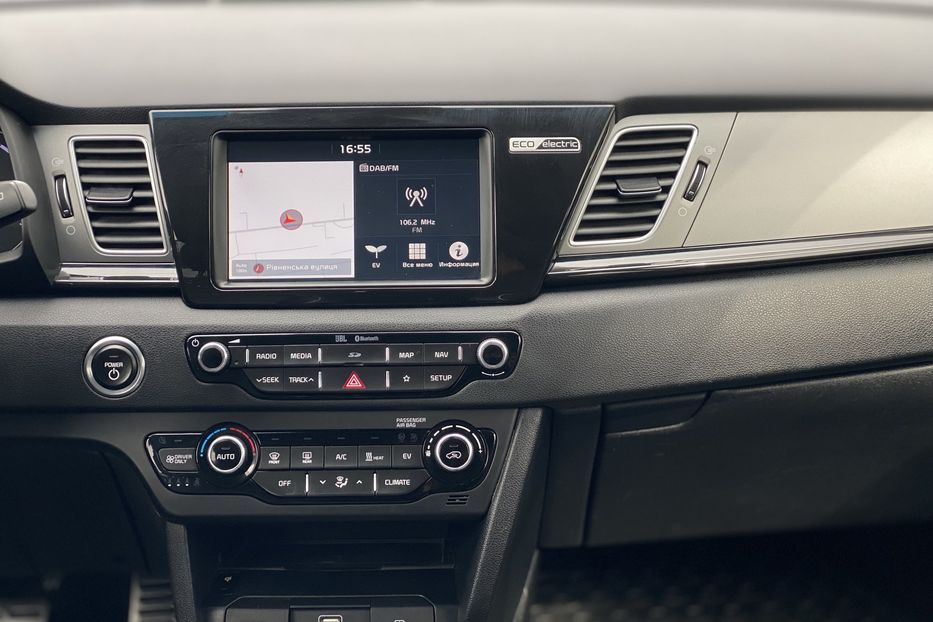Продам Kia Niro 2019 года в Луцке