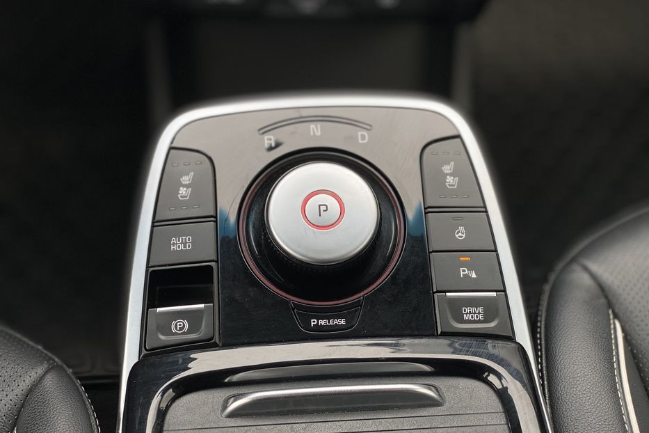 Продам Kia Niro 2019 года в Луцке