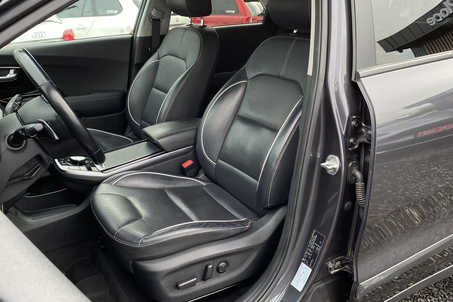 Продам Kia Niro 2019 года в Луцке