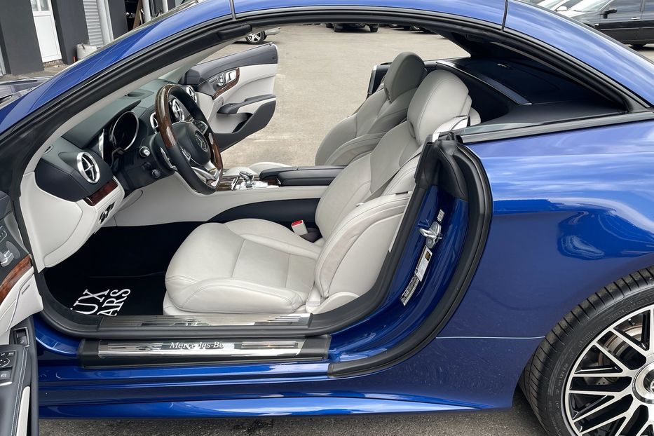Продам Mercedes-Benz SL-Class 450 AMG 2017 года в Киеве