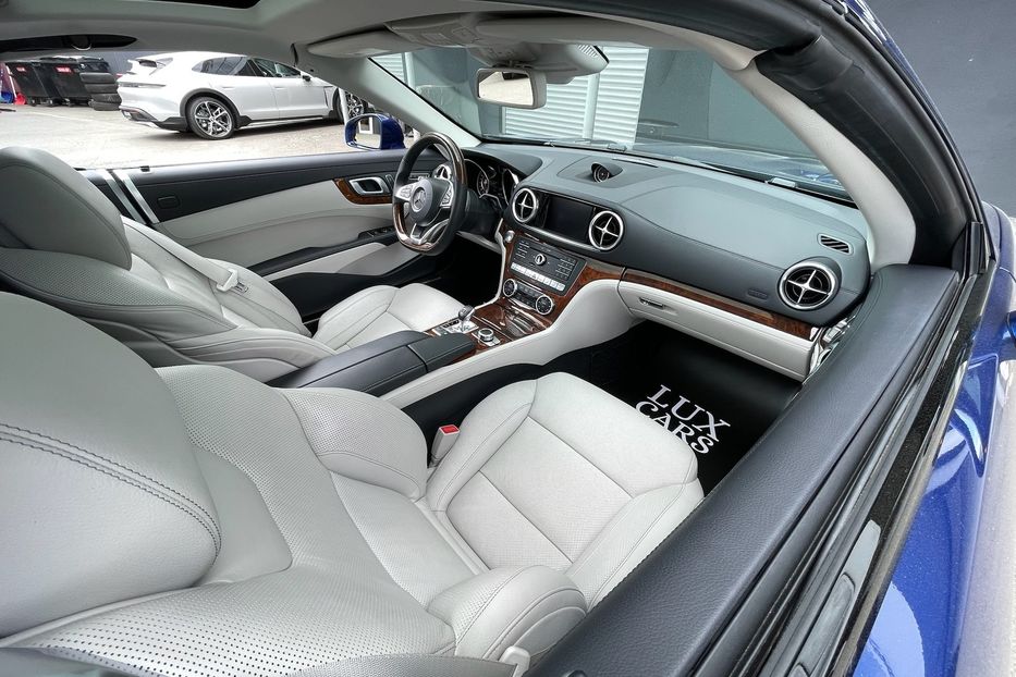 Продам Mercedes-Benz SL-Class 450 AMG 2017 года в Киеве